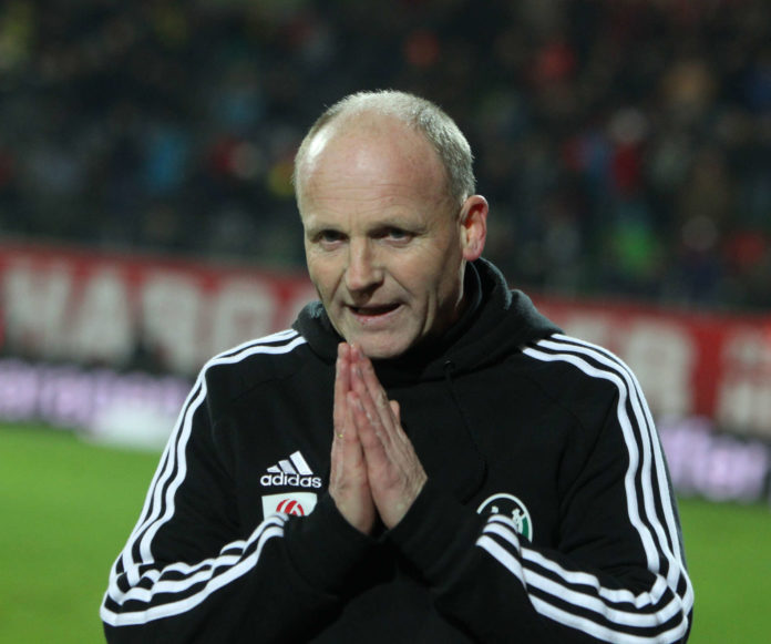   He only prayed: Oedt (photo: coach Gerhard Schweitzer) is a flagrant outsider against Salzburg 