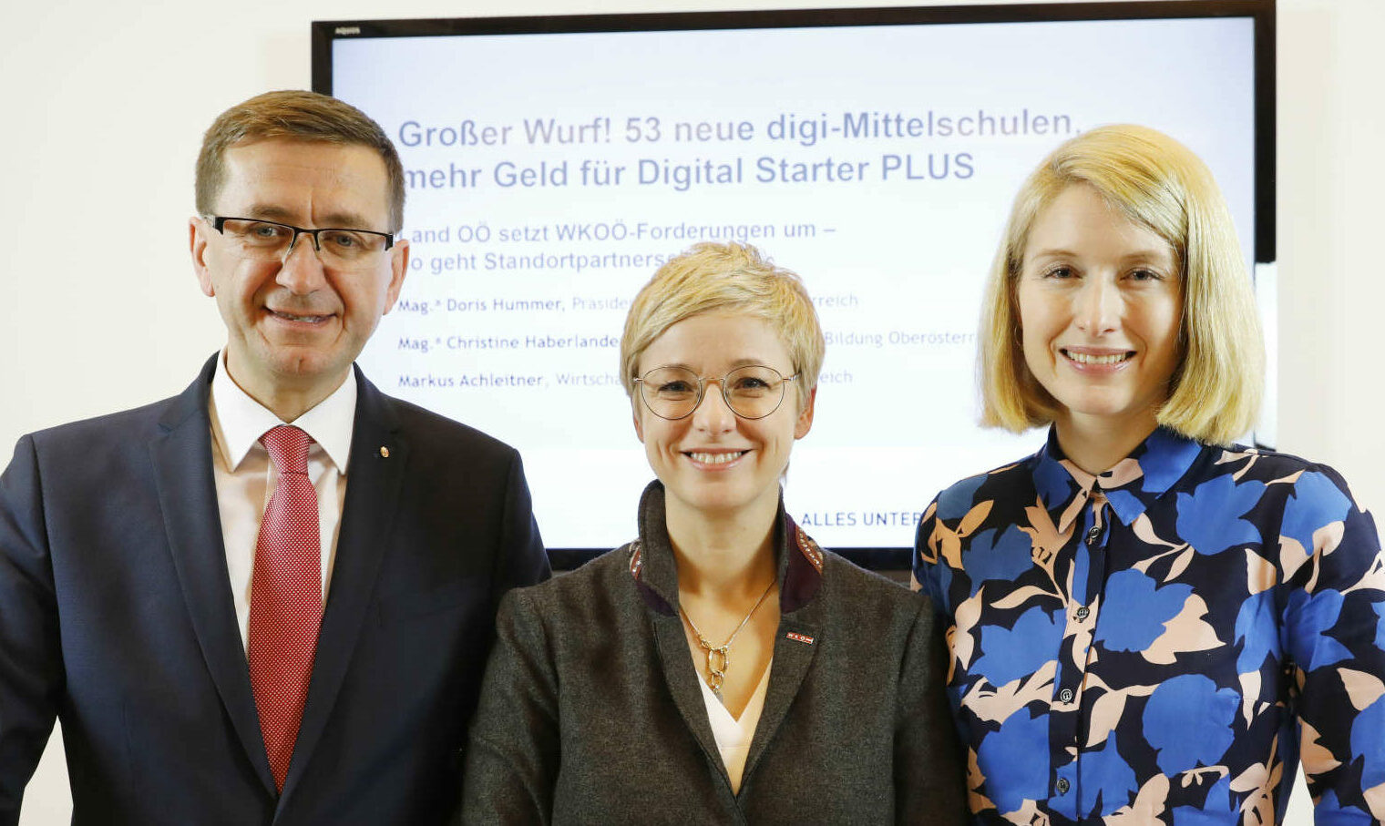 Wollen die heimische Jugend zukunftsfit in Sachen Digitalisierung machen (v. l.): LR Achleitner, WKOÖ-Präsidentin Hummer und LH-Stv. Haberlander