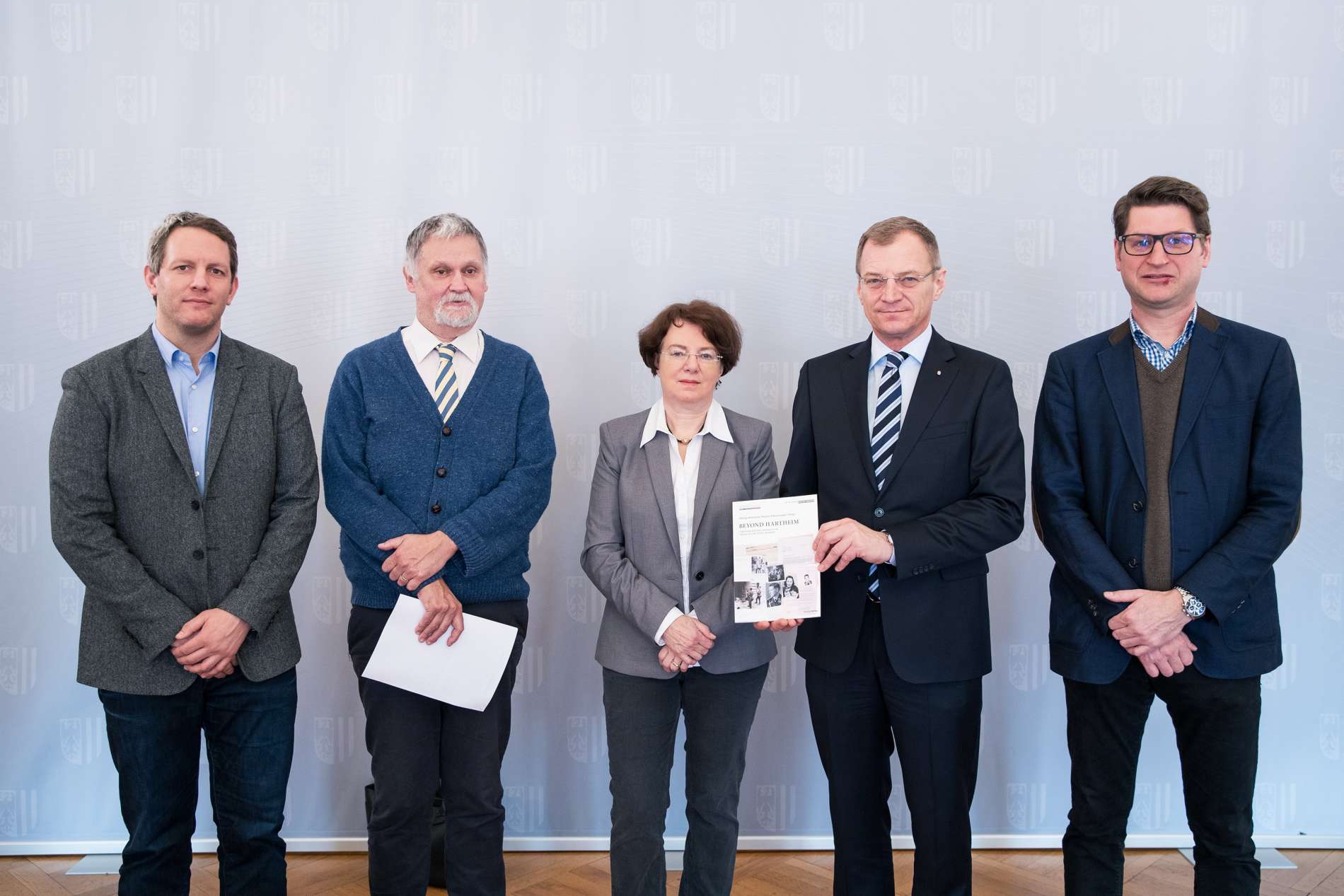 V.l.: Philipp Rohrbach, Béla Rásky, Brigitte Kepplinger, LH Thomas Stelzer, Florian Schwanninger