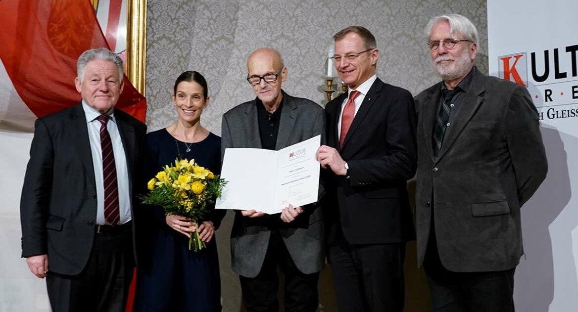 V. l.: LH a.D. Josef Pühringer, Elisabeth Manhal, Hans Eichhorn und LH Thomas Stelzer