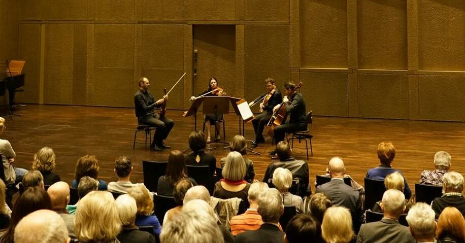Begeisterten: Musiker des Bruckner Orchesters
