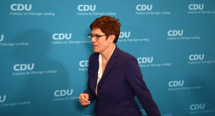 Thüringen ist ein Problem für CDU.-Chefin Kramp-Karrenbauer.