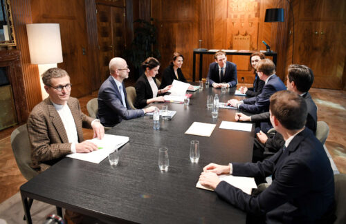 Vertreter der Standesvertretungen der Staatsanwälte konferierten gestern mit Kanzler Sebastian Kurz (ÖVP), Justizministerin Alma Zadic (G) und Kanzleramtsministerin Karoline Edtstadler (ÖVP).