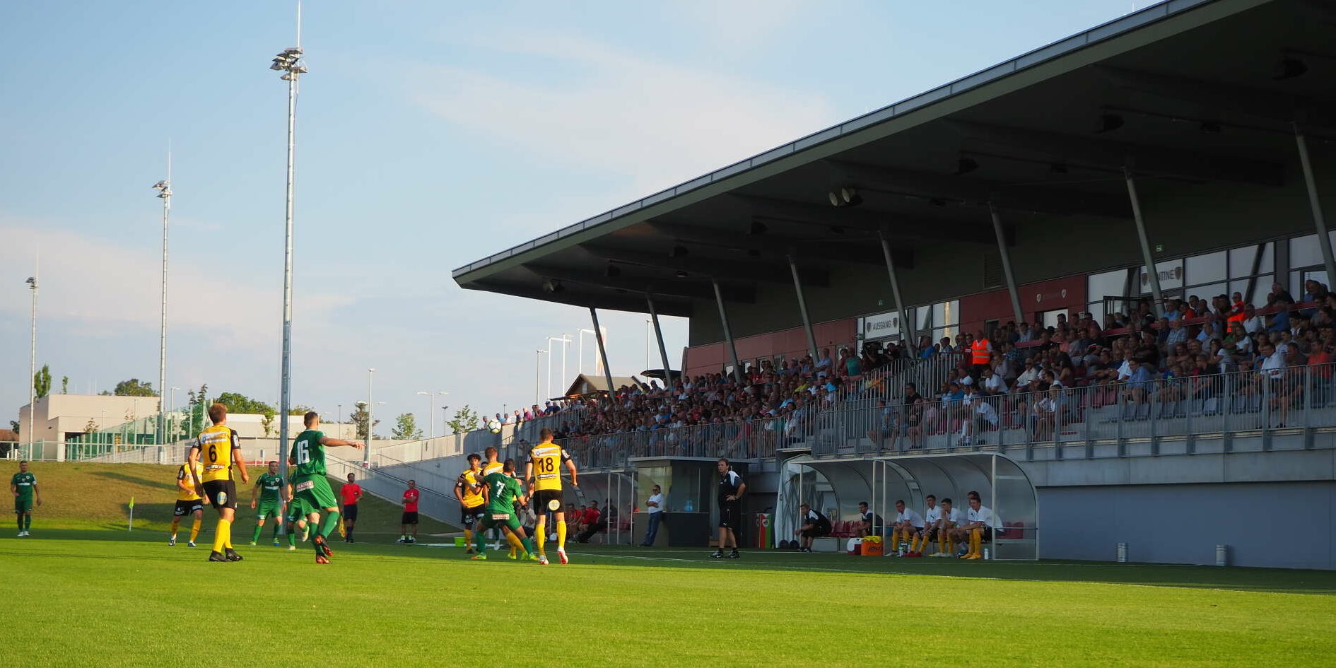 Falls WSC Hertha in die 2. Fußball-Bundesliga aufsteigt, darf der Klub die Huber-Arena des FC Wels nutzen — darüber wurde nun eine Einigung erzielt.