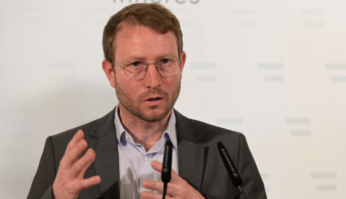 Bernhard Benka, Leiter für Seuchenbekämpfung im Sozialministerium.