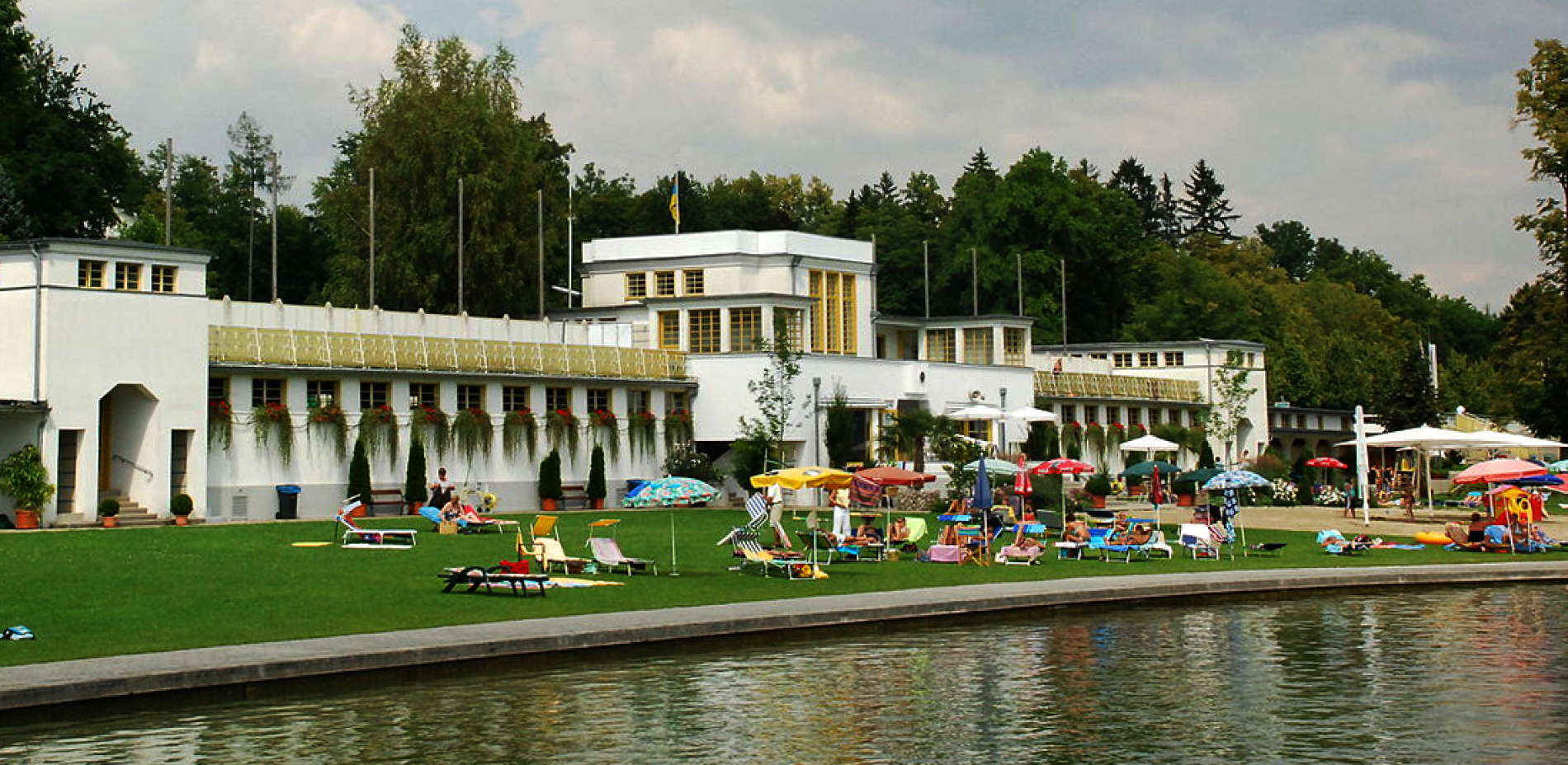 Das Gmundner Strandband könnte am 15. Mai in Betrieb gehen.