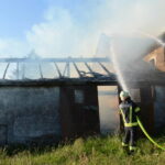 Trotz des raschen Feuerwehreinsatzes konnte das Wirtschaftsgebäude beim Brand in der Ortschaft Bernhardschlag nicht mehr gerettet werden.