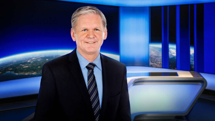 Erklärt der Nation im TV das Virus: ORF-Wissenschaftsexperte Günther Mayr.