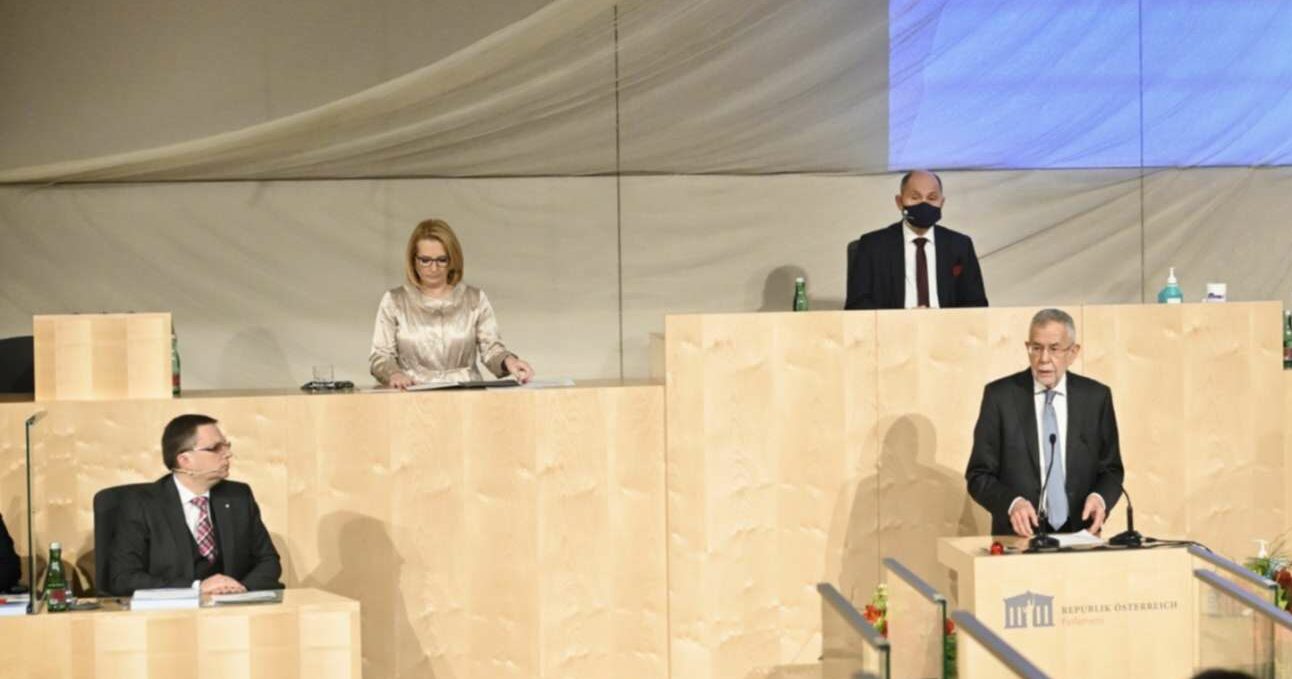 Festsitzung „75 Jahre Republik“ (v. r.): Bundespräsident Alexander Van der Bellen, NR-Präsident Wolfgang Sobotka, Zweiter NR-Präsidentin Doris Bures und ÖVP-Klubobmann August Wöginger.