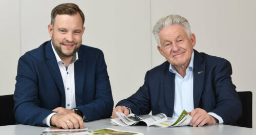 Oberösterreichs Seniorenbund-Landesobmann LH a. D. Josef Pühringer und Landesgeschäftsführer Franz Ebner (l.) erneuerten gestern ihre Forderungen für die Zukunft der Pflege.