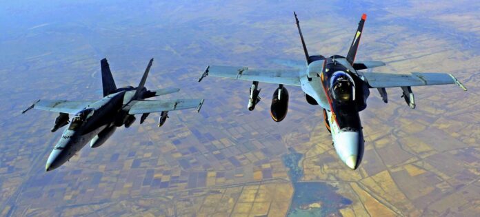 Erstmals flogen US-Bomber einen Einsatz unter dem Oberbefehl des neuen US-Präsidenten.