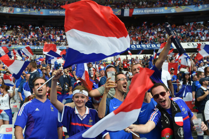 Szenen wie beim EM-Finale 2016 in Frankreich wird es heuer mit Sicherheit nicht geben, die UEFA plant aber mit Fans.