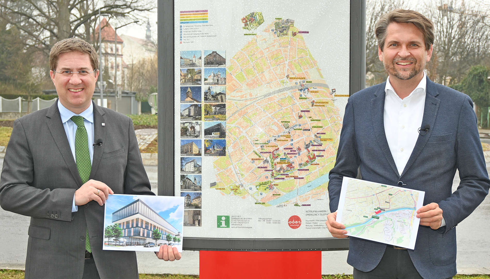 Bürgermeister Andreas Rabl (FPÖ/l.) und Wirtschaftsstadtrat Peter Lehner (ÖVP) präsentierten gestern das Konzept für eine Technische Universität in Wels.