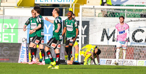 Die SV Ried jubelte am Samstag über einen 2:1-Erfolg gegen St. Pölten und machte damit einen großen Schritt in Richtung Klassenerhalt.