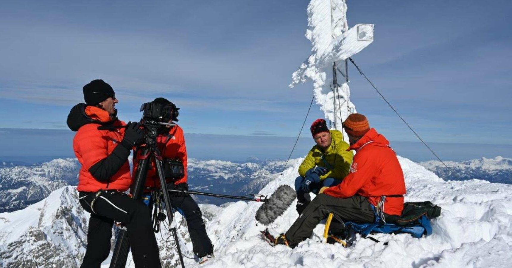 Ein Interview auf 3000 Metern — Heli Putz mit Bergführer Heli Rettensteiner.