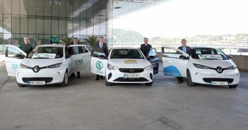 V. l.: Erich Dunzendorfer (Obmann des Vereins TIM Talheim), Hubert Zamut, (Regionaler Mobilitätsmanager RMOÖ), Landesrat Günther Steinkellner, Norbert Rainer Leitung Klimabündnis OÖ und Roman Itzinger (Wels Strom GmbH)