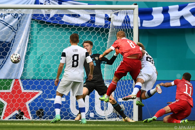 Russland wahrt Achtelfinal-Chance mit 1:0 gegen Finnland