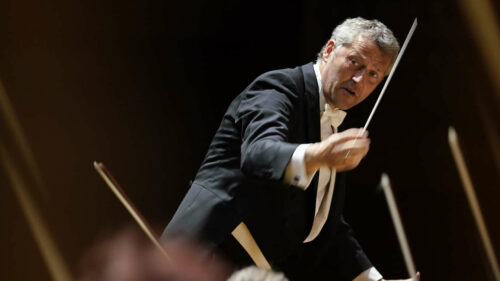 Führte seine Musiker injeder musikalischen Lage glänzend: Bruckner Orchester-Chefdirigent Markus Poschner.