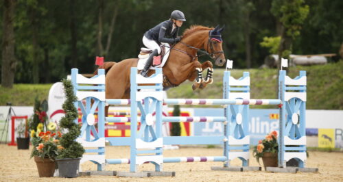 Lea Siegl und Fighting Line meistern zusammen jedes Hindernis. Beim Olympia-Debüt wollen sie vor allem Erfahrung sammeln.