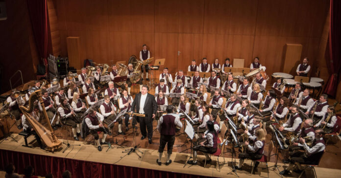 Finale mit MaMuKaWa, der Marktmusikkapelle Wallern, am 9. 9.