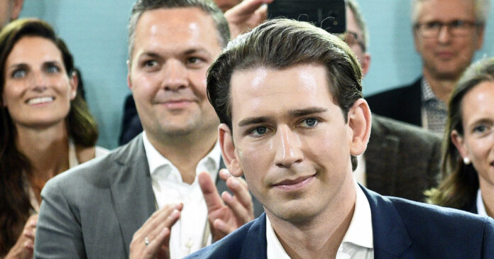 ÖVP-Bundesgeschäftsführer Axel Melchior und Bundsparteiobmann Sebastian Kurz im Rahmen des Bundesparteitages der Neuen Volkspartei Anfang Juli 2017 im Linzer Design Center. Kurz wurde eindrucksvoll mit 98,7 Prozent der Delegiertenstimmen zum Bundeschef gewählt.