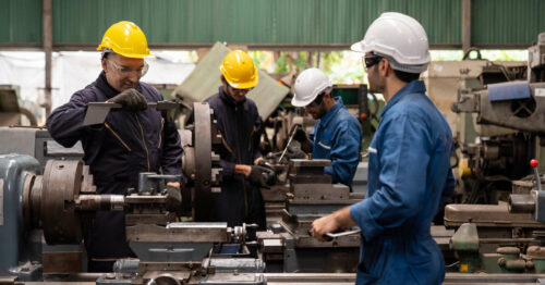 Die Wirtschaft erlebt einen deutlichen Aufschwung, die Arbeitslosigkeit sinkt im ganzen Land.