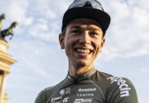Für Bayer verlief das Giro-Debüt bisher nach Wunsch, mit der Etappe in Neapel als Highlight: „Da war die Stimmung richtig geil“.