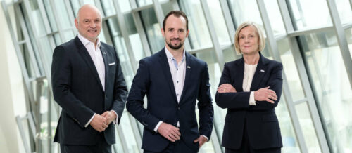 Vorstands-Trio bei der VKB-Bank (v.l.): Alexander Seiler, Markus Auer und Maria Steiner