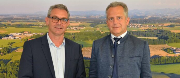 V. l.: Kammerpräsident Franz Waldenberger und Kammerdirektor Karl Dietachmair: „Die Farm-to-Fork-Strategie steht im Widerspruch zur Versorgungssicherheit.“