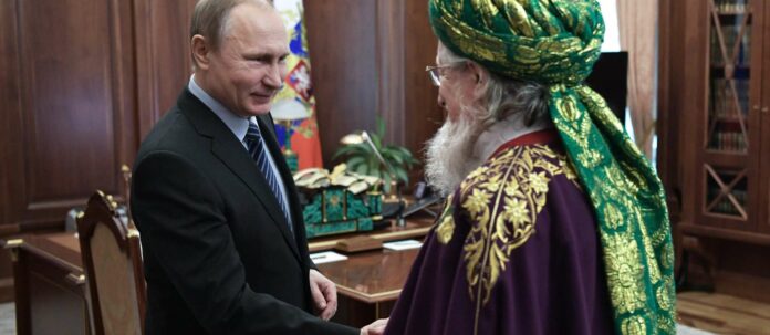 Großmufti Tadzhuddin adelte Putins Krieg zum „Dschihad“.