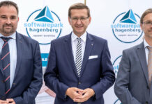 v.l.: Michael Affenzeller, LR Markus Achleitner und Stephan Winkler
