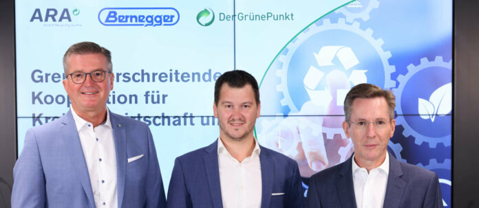 Machen gemeinsame Sache (v. l.): Michael Wiener (CEO Grüner Punkt), Kurt Bernegger, Christoph Scharff (ARA)