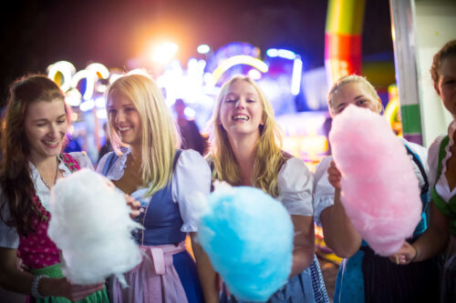 Zuckerwatte, Autodrom und viel gute Laune stehen von 2. bis 4. September beim Welser Volksfest am Programm.