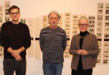 Die Ausstellungsmacher Georg Hofer, Thomas Pauli und Stifterhaus-Direktorin Petra-Maria Dallinger