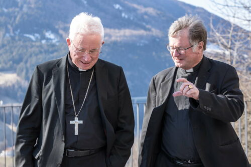 Der Vorsitzende der Bischofskonferenz, Erzbischof Franz Lackner (Salzburg) und sein Stellvertreter, der Linzer Diözesanbischof Manfred Scheuer