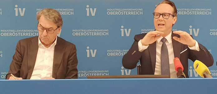 IVOÖ-Präsident Stefan Pierer und IVOÖ-Geschäftsführer Joachim Haindl-Grutsch präsentierten ein 10-Punkte-Programm.