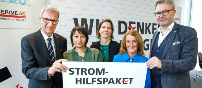 Soldan sağa: Klaus Dorninger (Energie AG Satış), Jasmine Chansri (Volkshilfe Yukarı Avusturya), Marion Huber (Caritas Yukarı Avusturya), Viktoria Tischler (Hilfswerk Yukarı Avusturya), Thomas Märzinger (Kızıl Haç Yukarı Avusturya)