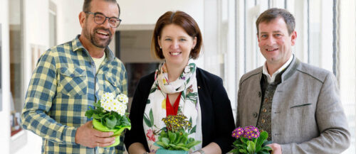 V. l.: Biogärtner Karl Ploberger, Landesrätin Michaela Langer-Weninger und Landesgärtnermeister Hannes Hofmüller