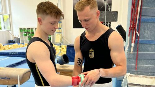 Severin Kranzlmüller (r.) war der erste Trainer von Nachwuchs-Talent Vincent Lindpointner. Heute kämpfen sie gemeinsam in Linz um Team-Gold bei der Staatsmeisterschaft.