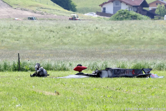 Ermittlungen-nach-Flugzeugabsturz-im-Pinzgau-aufgenommen