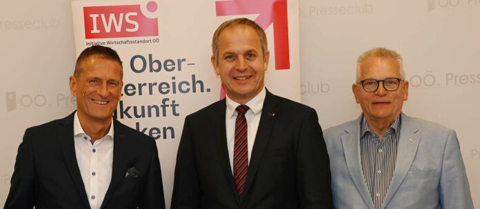 Çalışma dün sunuldu (soldan sağa): Spectra araştırmacısı Peter Bruckmüller, Belediye Birliği Başkanı LAbg Belediye Başkanı Christian Mader ve IWS Direktörü Gottfried Kneifel