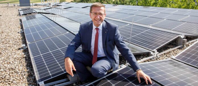 LR Achleitner: „Photovoltaik und erneuerbare Energiegemeinschaften zählen zu den wichtigsten Maßnahmen für Gemeinden auf dem Weg zur Klimaneutralität.“