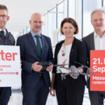 V. l.: Feuerwehrpräsident Mayer, Messepräsident Peter Franzmayr, LR Langer-Weninger und Messedirektor Schneider