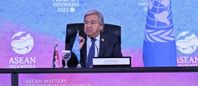 UN-Generalsekretär Antonio Guterres hat beim Gipfeltreffen des Verbands Südostasiatischer Staaten (ASEAN) mehr Ehrgeiz beim Kampf gegen den Klimawandel eingefordert.