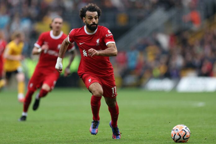 Mohamed Salah kickt trotz lukrativer Angebote weiter für Liverpool.