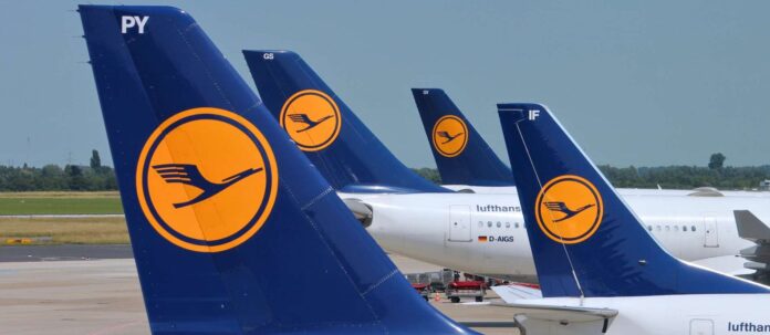 Der Großteil der Lufthansa-Maschinen wird am Mittwoch am Boden bleiben. Auch die AUA könnte betroffen sein.