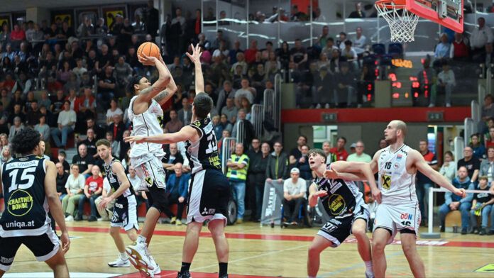 Das Basketball-Derby Wels gegen Gmunden war wieder einmal nichts für schwache Nerven