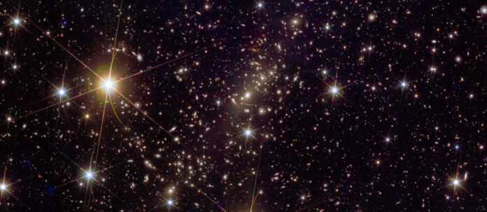 Das Bild zeigt den Galaxienhaufen Abell 2390.