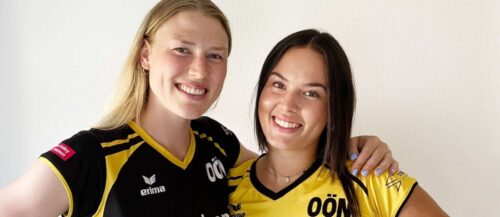 Hübsche Familienbande: Victoria (links) und Sophia Deisl spielen erstmals gemeinsam Volleyball